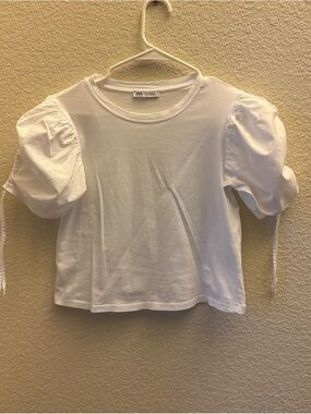 ZARA White Puff Sleeve Cropped Tee with Tie Details